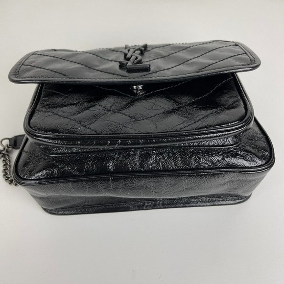 New Saint Laurent Niki Baby Crossbody in Crinkled Leather - Picture 9 of 14
